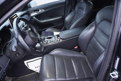 2019 Kia Stinger GT2