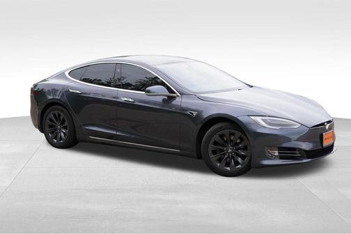 Midnight Silver Metallic 2020 Tesla Model S Long Range Plus