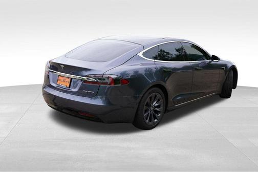 Midnight Silver Metallic 2020 Tesla Model S Long Range Plus