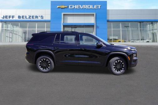 Mosaic Black Metallic 2026 Chevrolet Traverse Z71