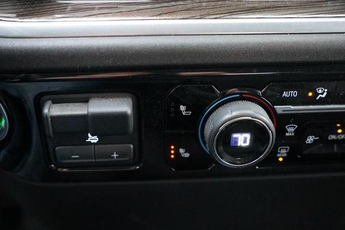 2024 Chevrolet Silverado 3500 LT