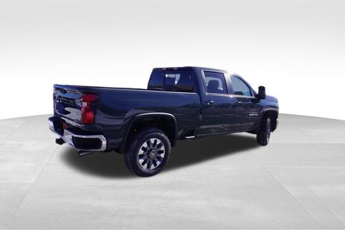 2025 Chevrolet Silverado 3500 LT