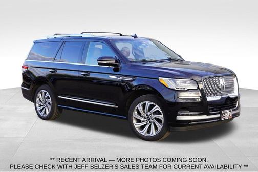 Infinite Black Metallic 2022 Lincoln Navigator Reserve
