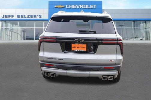 Sterling Gray Metallic 2027 Chevrolet Traverse Z71