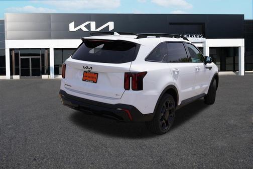 Glacial White Pearl 2026 Kia Sorento X-Line SX