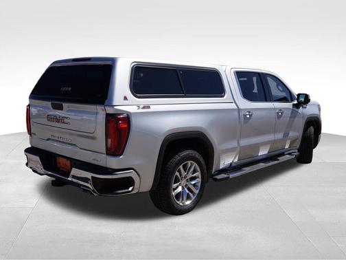 Quicksilver Metallic 2022 GMC Sierra 1500 Limited SLT