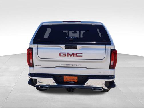 Quicksilver Metallic 2022 GMC Sierra 1500 Limited SLT