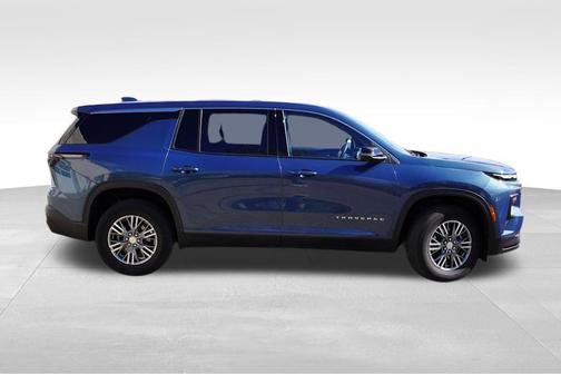 2024 Chevrolet Traverse LS
