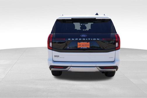 Oxford White 2025 Ford Expedition Max Platinum