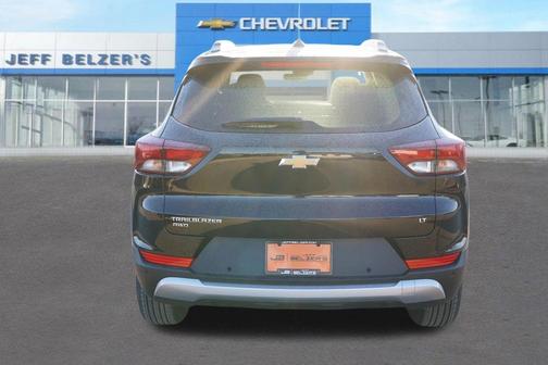 Mosaic Black Metallic 2026 Chevrolet Trailblazer LT