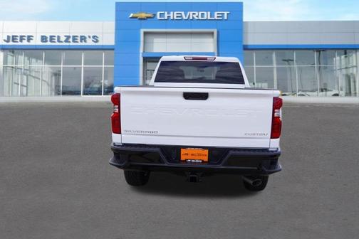 2026 Chevrolet Silverado 2500 Custom
