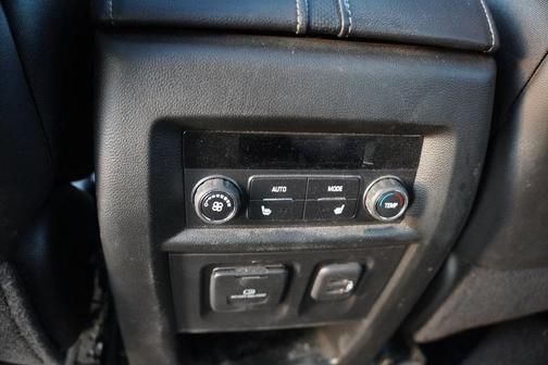 Black Metallic 2023 Chevrolet Traverse Premier