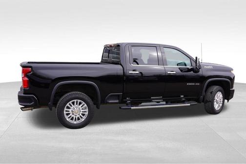 2022 Chevrolet Silverado 2500 High Country
