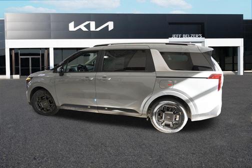 Ceramic Silver 2026 Kia Carnival Hybrid EX