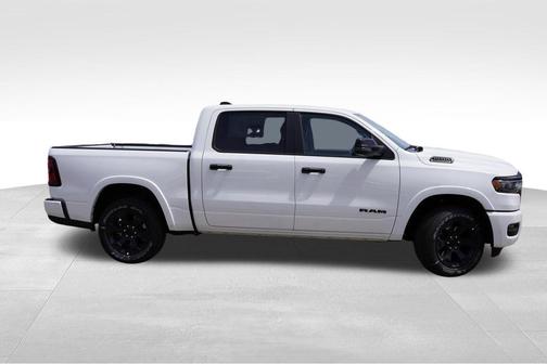 Bright White Clearcoat 2026 RAM 1500 Big Horn