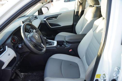 Super White 2020 Toyota RAV4 XLE Premium