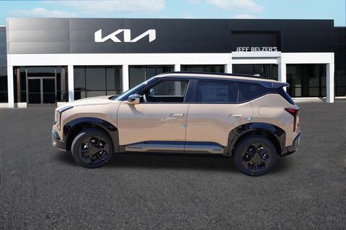 Brown 2027 Kia Seltos X-Line