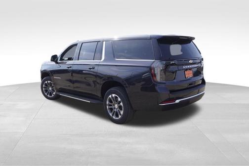 2025 Chevrolet Suburban LT