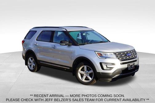 Ingot Silver 2017 Ford Explorer XLT