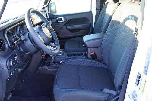 2025 Jeep Wrangler 4xe Rubicon