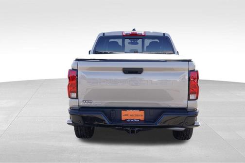 2024 Chevrolet Colorado WT