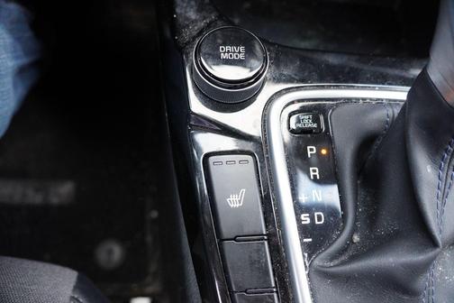 Snow White Pearl 2023 Kia Seltos S