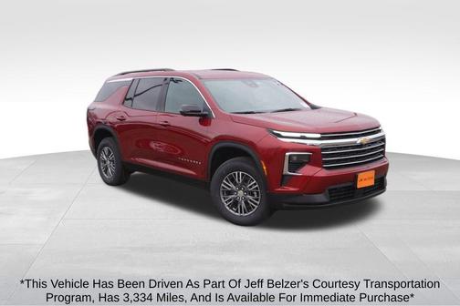 2025 Chevrolet Traverse LT