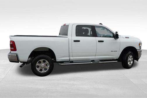 Bright White Clearcoat 2024 RAM 2500 Big Horn