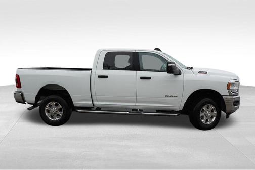 Bright White Clearcoat 2024 RAM 2500 Big Horn