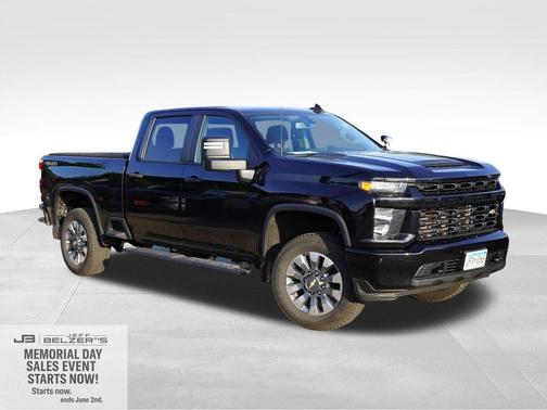 Black 2022 Chevrolet Silverado 2500 Custom