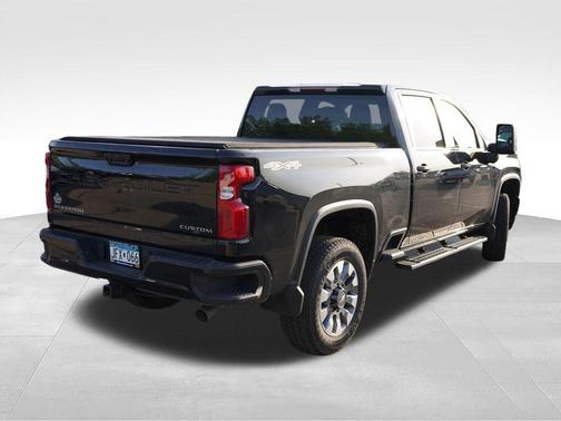 Black 2022 Chevrolet Silverado 2500 Custom
