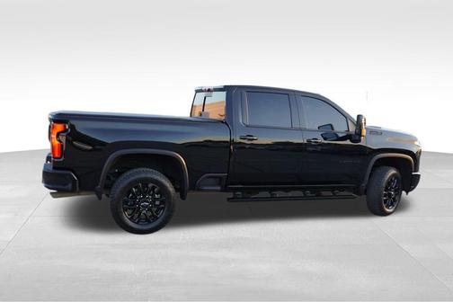 2025 Chevrolet Silverado 3500 LTZ