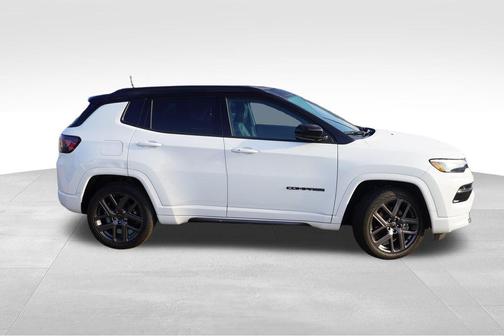Bright White Clearcoat 2025 Jeep Compass Limited