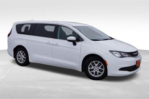 2017 Chrysler Pacifica LX