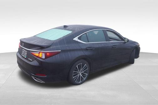 2022 Lexus ES 350 Base