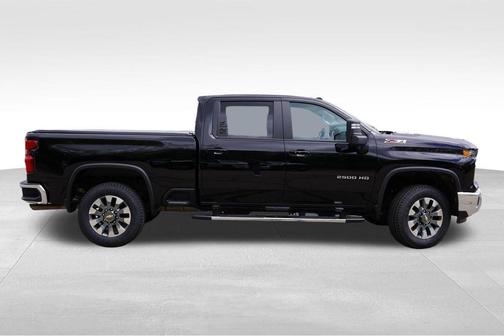 Black 2025 Chevrolet Silverado 2500 LT