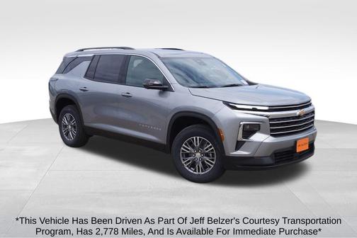 2025 Chevrolet Traverse LT