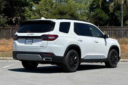 2025 Honda Pilot Touring+