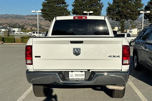 2024 RAM 1500 Classic SLT