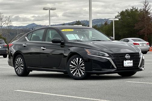 2023 Nissan Altima 2.5 SV