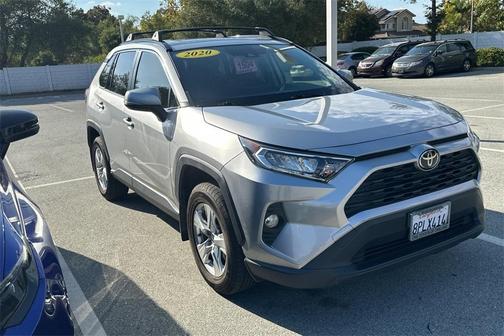 2020 Toyota RAV4 XLE
