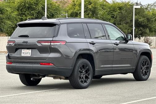 2024 Jeep Grand Cherokee L Laredo