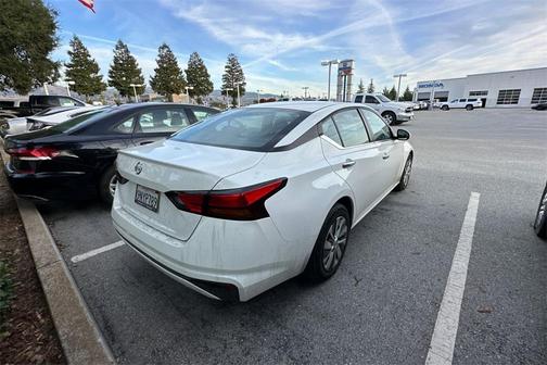 2021 Nissan Altima 2.5 S