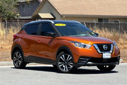 2020 Nissan Kicks SV