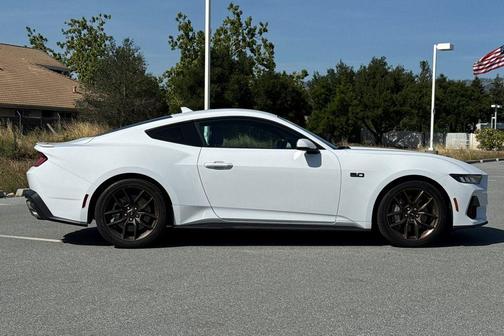 Oxford White 2024 Ford Mustang GT Premium