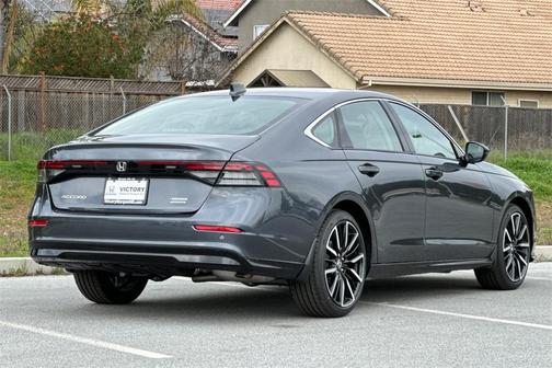 2025 Honda Accord Hybrid Touring