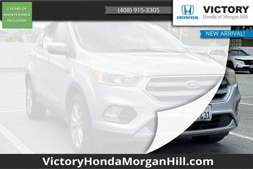 Ingot Silver Metallic 2017 Ford Escape SE