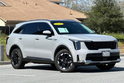 2024 Kia Sorento S
