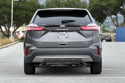 Carbonized Gray Metallic 2024 Ford Edge SEL