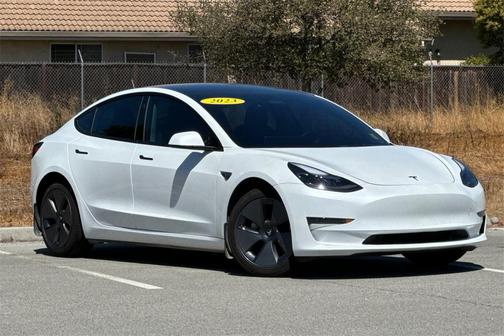 2023 Tesla Model 3 Base